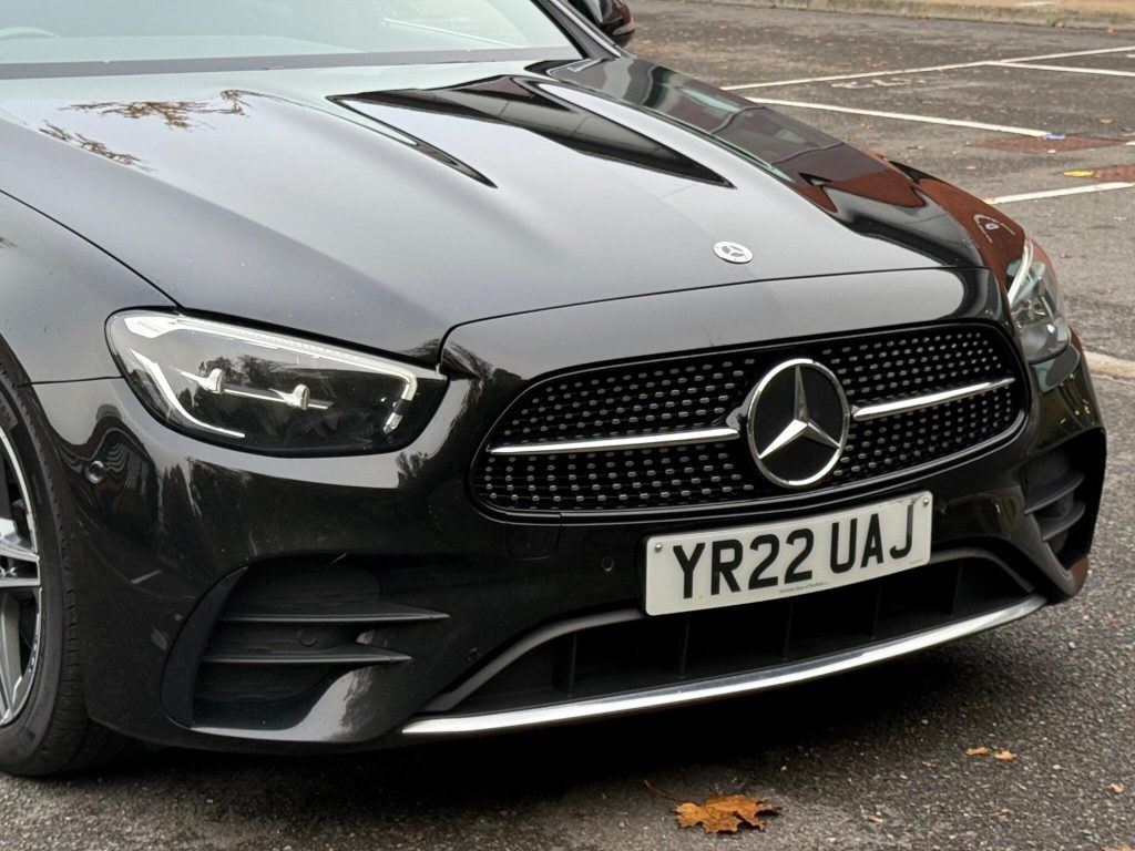 Mercedes-Benz E-class 2.0 E220dh MHEV AMG Line G-Tronic+ Euro 6 (s/s) 4dr — photo 21 of 63