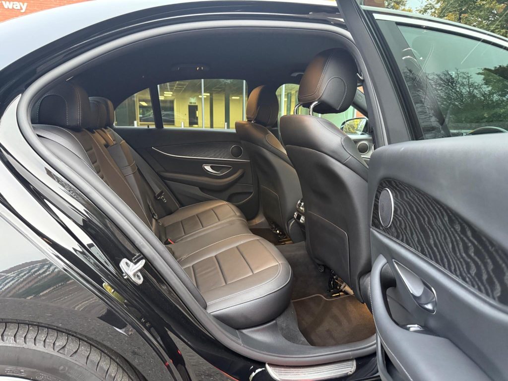 Mercedes-Benz E-class 2.0 E220dh MHEV AMG Line G-Tronic+ Euro 6 (s/s) 4dr — photo 47 of 63
