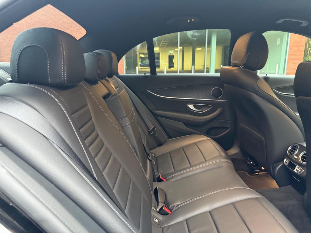 Mercedes-Benz E-class 2.0 E220dh MHEV AMG Line G-Tronic+ Euro 6 (s/s) 4dr — photo 50 of 63