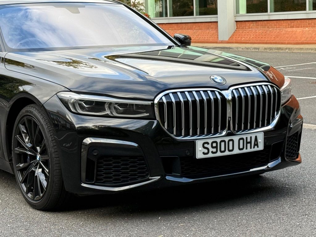 BMW 7 Series 3.0 730d M Sport Auto xDrive Euro 6 (s/s) 4dr — photo 8 of 71