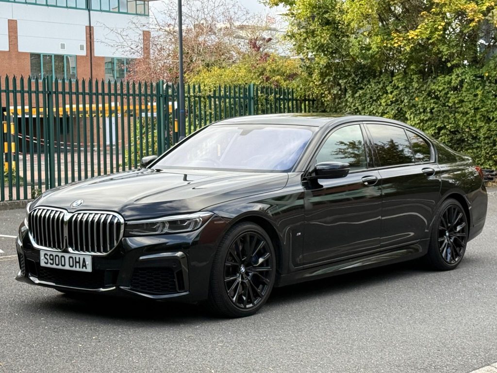 BMW 7 Series 3.0 730d M Sport Auto xDrive Euro 6 (s/s) 4dr — photo 11 of 71