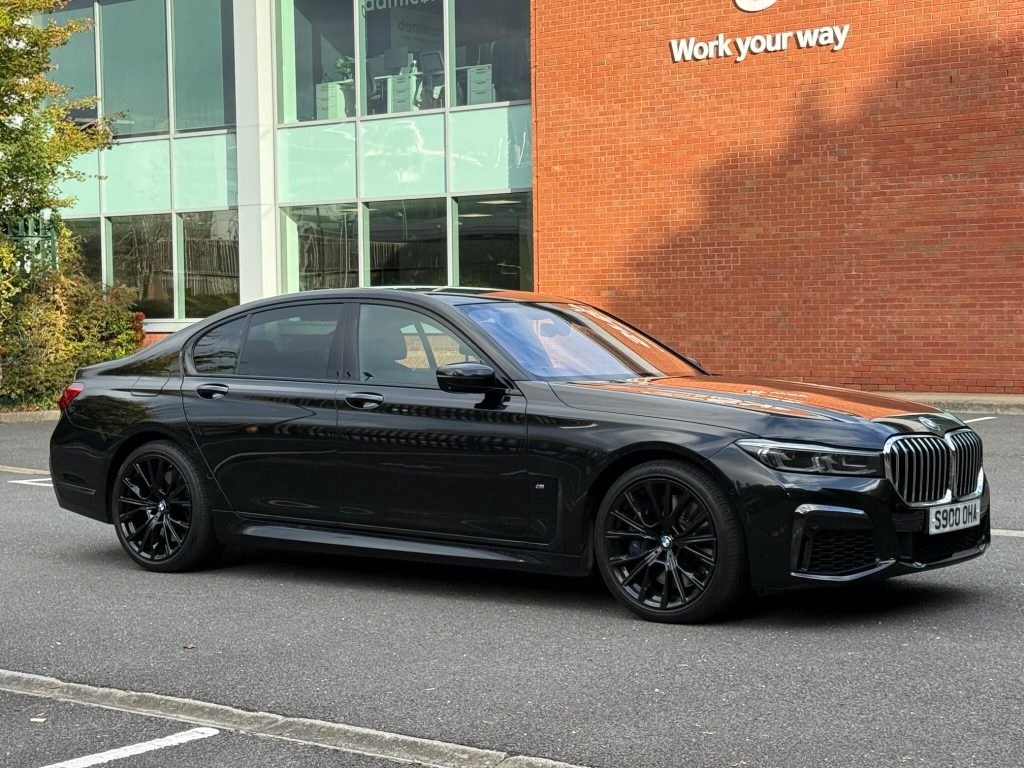 BMW 7 Series 3.0 730d M Sport Auto xDrive Euro 6 (s/s) 4dr — photo 23 of 71
