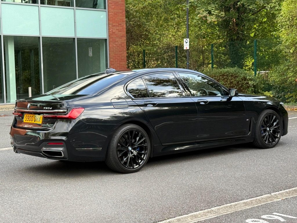 BMW 7 Series 3.0 730d M Sport Auto xDrive Euro 6 (s/s) 4dr — photo 27 of 71