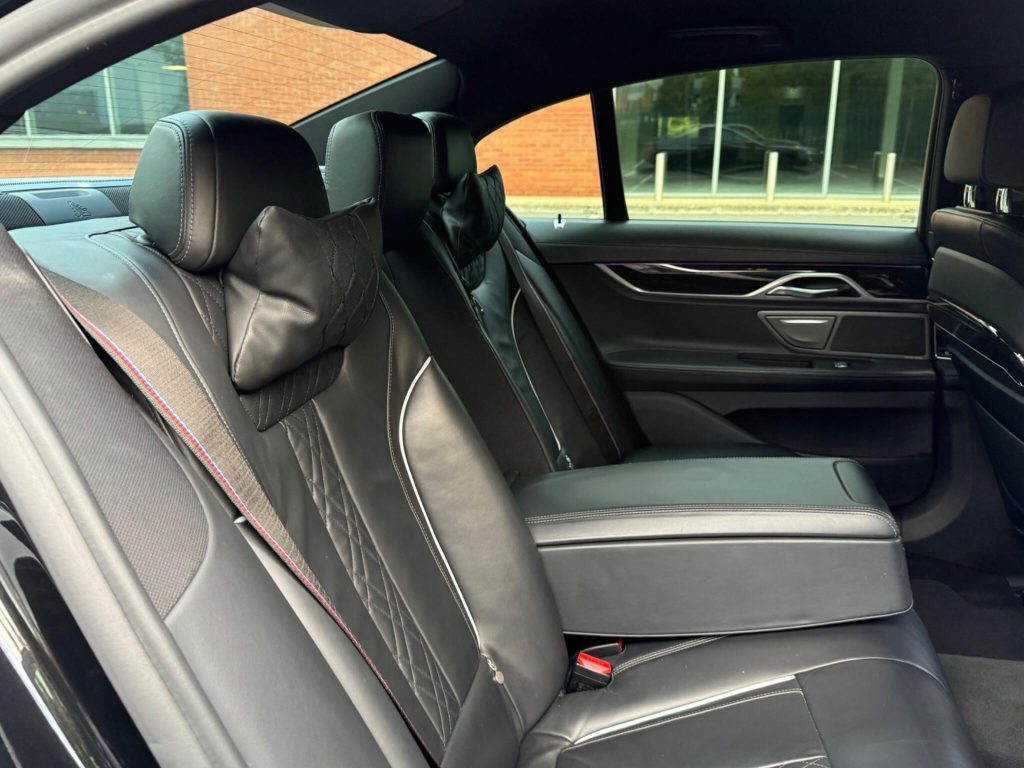 BMW 7 Series 3.0 730d M Sport Auto xDrive Euro 6 (s/s) 4dr — photo 49 of 71