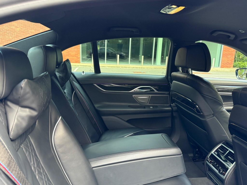 BMW 7 Series 3.0 730d M Sport Auto xDrive Euro 6 (s/s) 4dr — photo 50 of 71