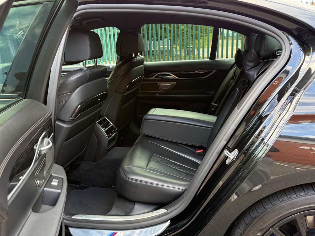 BMW 7 Series 3.0 730d M Sport Auto xDrive Euro 6 (s/s) 4dr — photo 51 of 71