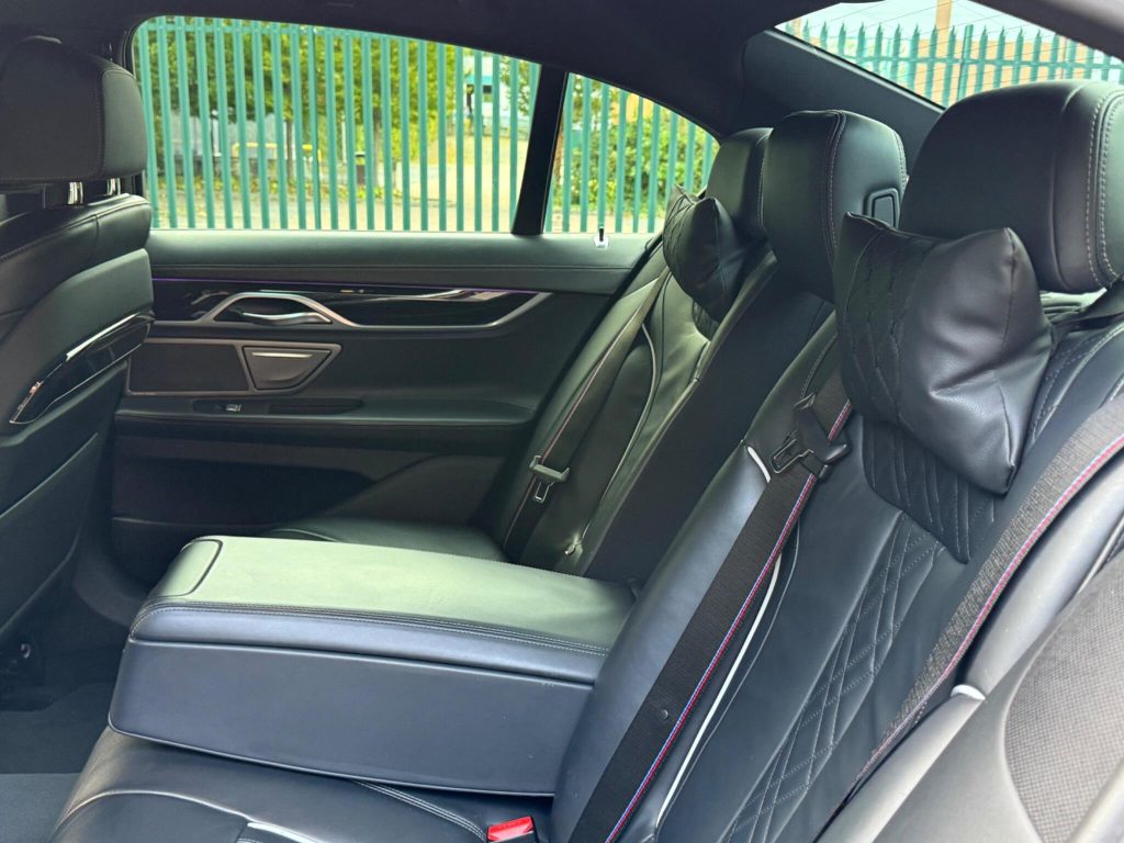 BMW 7 Series 3.0 730d M Sport Auto xDrive Euro 6 (s/s) 4dr — photo 53 of 71