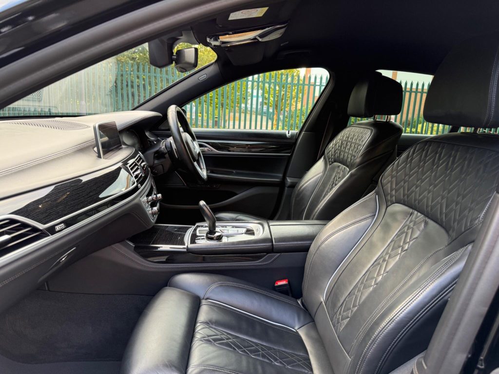 BMW 7 Series 3.0 730d M Sport Auto xDrive Euro 6 (s/s) 4dr — photo 63 of 71