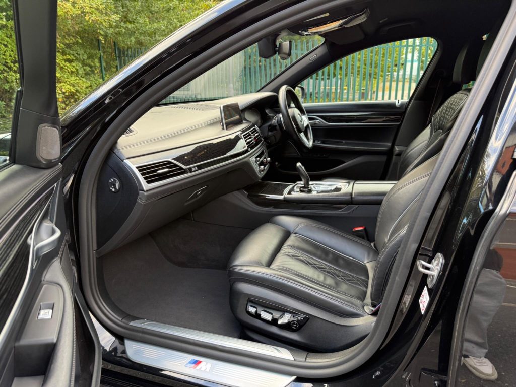 BMW 7 Series 3.0 730d M Sport Auto xDrive Euro 6 (s/s) 4dr — photo 64 of 71