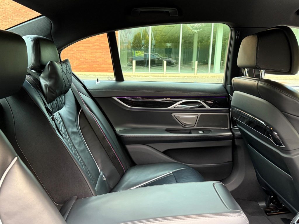BMW 7 Series 3.0 730d M Sport Auto xDrive Euro 6 (s/s) 4dr — photo 69 of 71