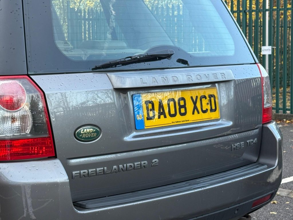 Land Rover Freelander 2 2.2 TD4 HSE Auto 4WD Euro 4 5dr — photo 21 of 62