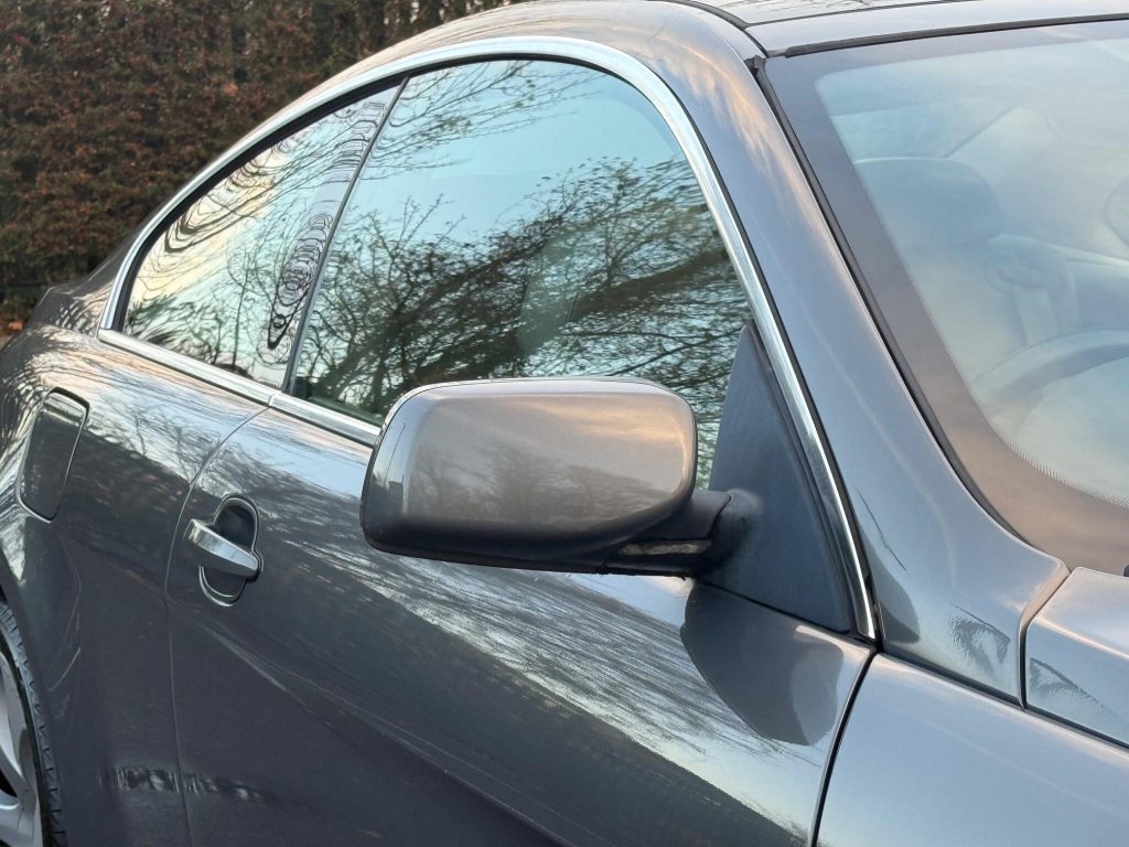 BMW 6 Series 4.4 645Ci V8 Auto Euro 3 2dr — photo 23 of 57