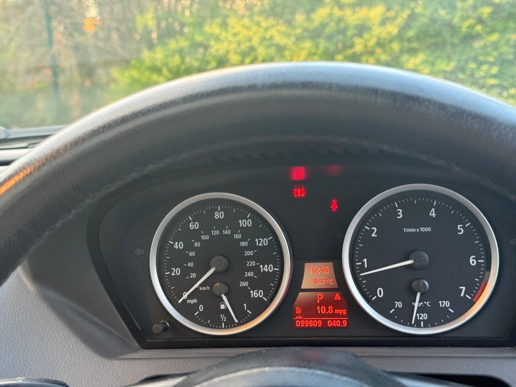 BMW 6 Series 4.4 645Ci V8 Auto Euro 3 2dr — photo 34 of 57