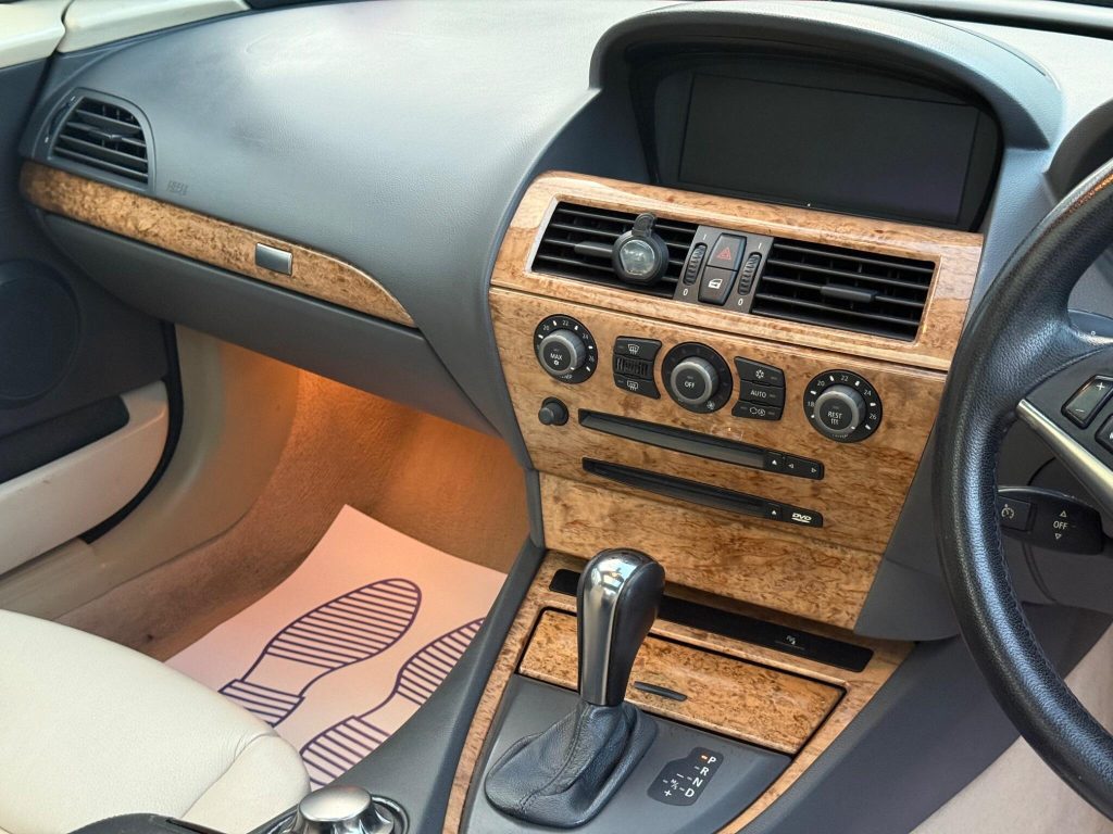 BMW 6 Series 4.4 645Ci V8 Auto Euro 3 2dr — photo 38 of 57