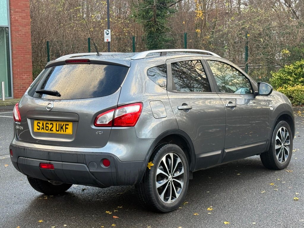 Nissan Qashqai 1.5 dCi n-tec+ 2WD Euro 5 5dr — photo 6 of 54