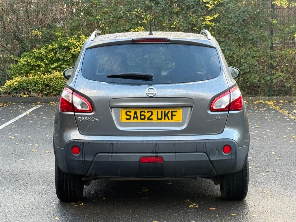 Nissan Qashqai 1.5 dCi n-tec+ 2WD Euro 5 5dr — photo 8 of 54