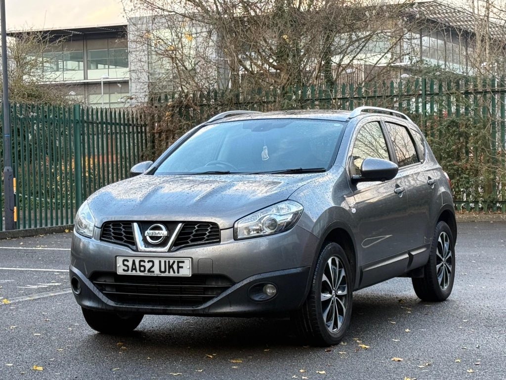 Nissan Qashqai 1.5 dCi n-tec+ 2WD Euro 5 5dr — photo 15 of 54