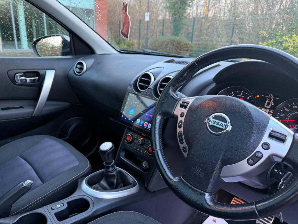 Nissan Qashqai 1.5 dCi n-tec+ 2WD Euro 5 5dr — photo 33 of 54