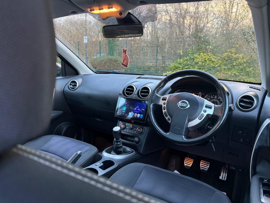 Nissan Qashqai 1.5 dCi n-tec+ 2WD Euro 5 5dr — photo 45 of 54