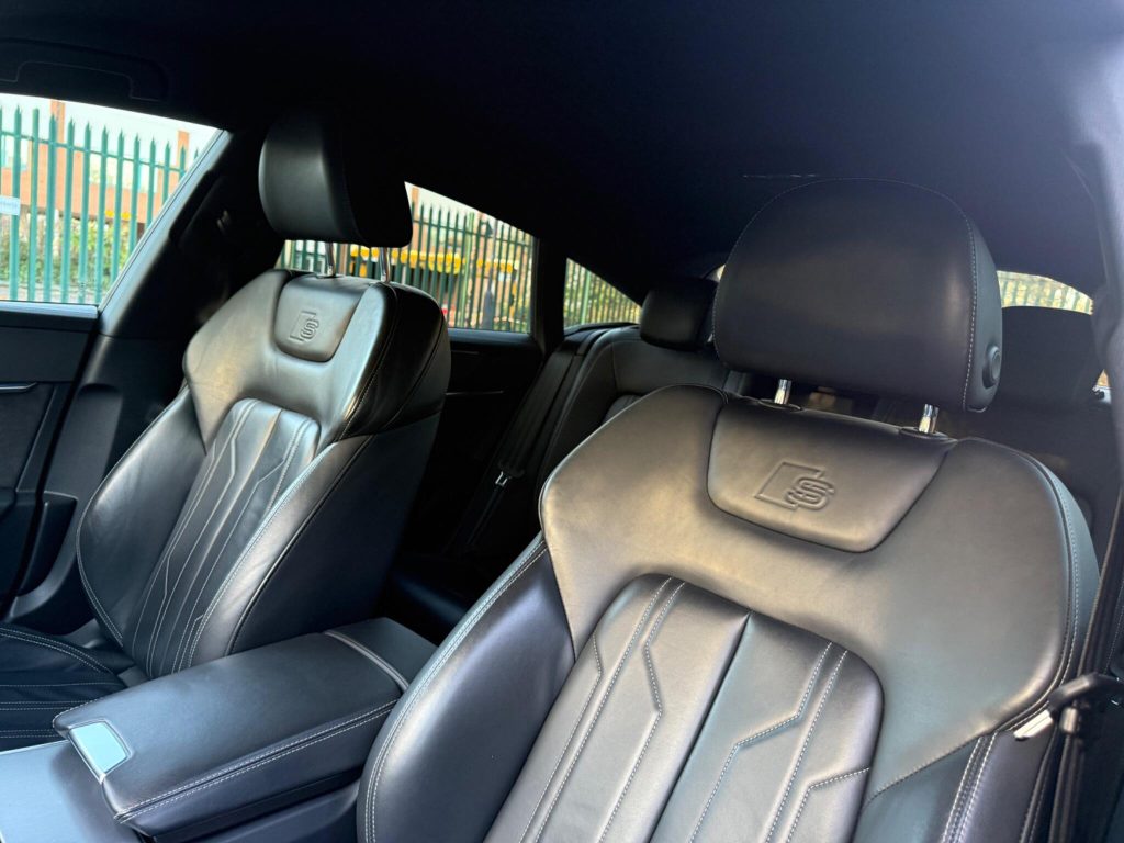 Audi A7 2.0 TFSI 45 Black Edition Sportback S Tronic quattro Euro 6 (s/s) 5dr — photo 38 of 71